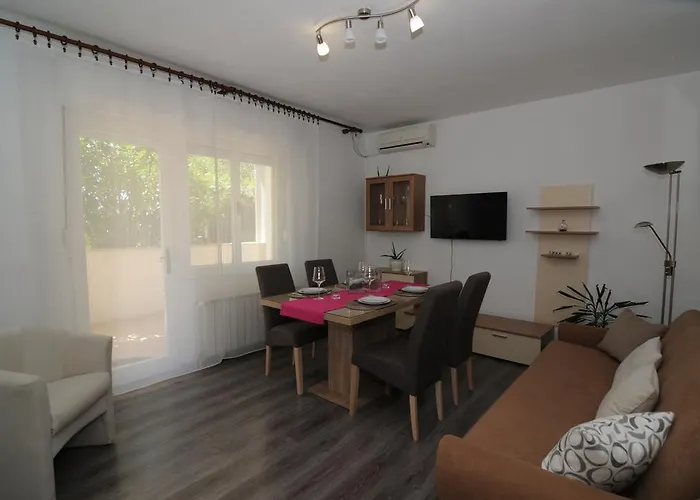Apartment Duka Krk Town